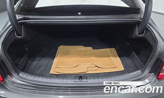 Genesis G80 (RG3) Gasoline 2.5 Turbo AWD 2025 — фото 33