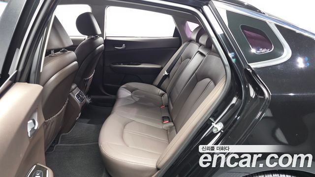 Kia K5 (II) 2.0 Noblesse 2019 — фото 26
