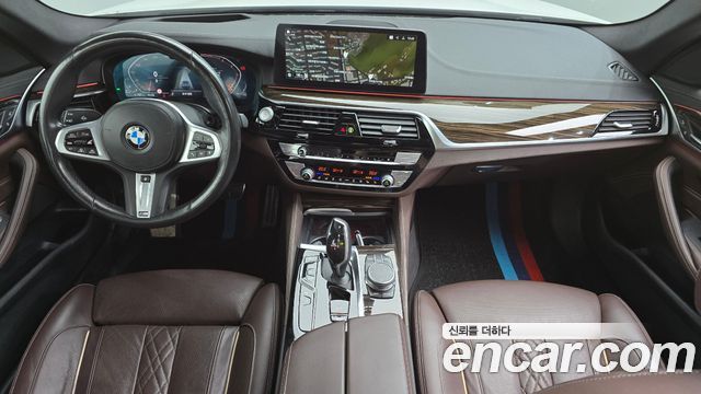 BMW 5 Series (G30) 523d M Sport 2022 — фото 7