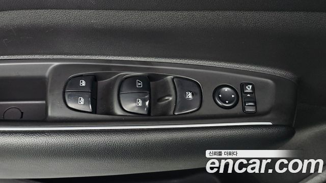 Renault Korea QM6 Diesel 2WD SE 2017 — фото 29
