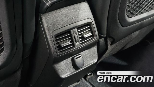 Renault Korea QM6 Diesel 2WD SE 2017 — фото 31