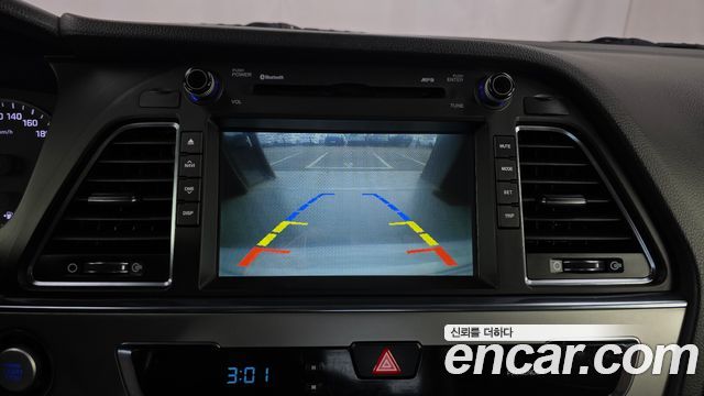 Hyundai Sonata (LF) 2.0 Smart 2015 — фото 15