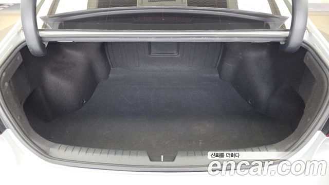 Hyundai Sonata (LF) 2.0 Smart 2015 — фото 20