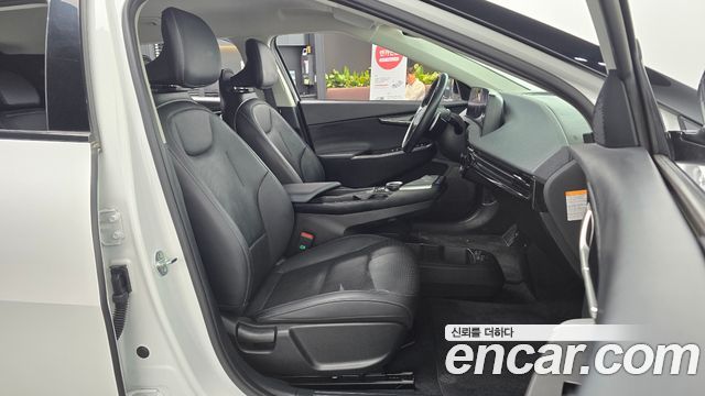 Kia EV6 Long Range Air 2023 — фото 11
