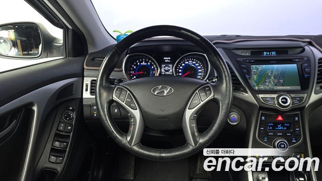 Hyundai Avante 1.6 GDi Modern Standard 2016 — фото 13