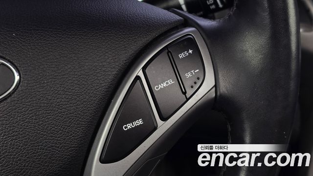 Hyundai Avante 1.6 GDi Modern Standard 2016 — фото 15