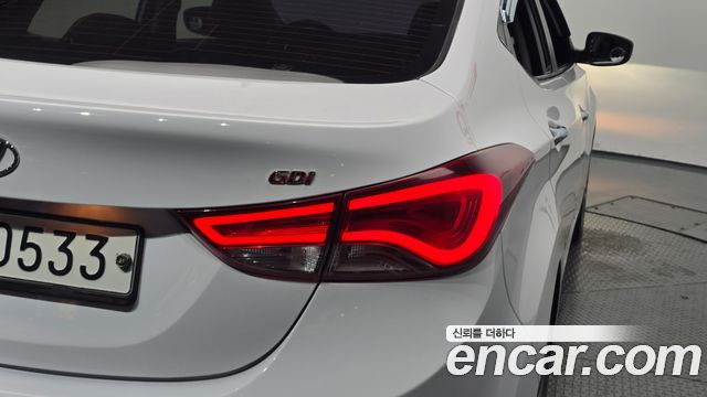 Hyundai Avante 1.6 GDi Modern Standard 2016 — фото 23