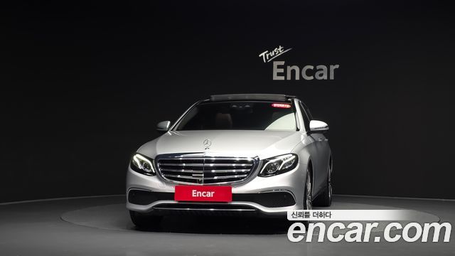 Mercedes-Benz E-Class (W213) E400 4MATIC Exclusive 2017 — фото 3