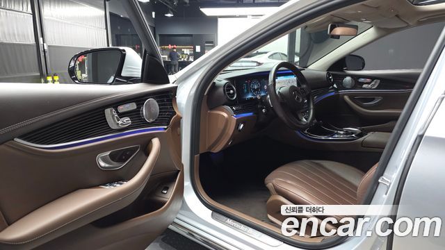 Mercedes-Benz E-Class (W213) E400 4MATIC Exclusive 2017 — фото 10