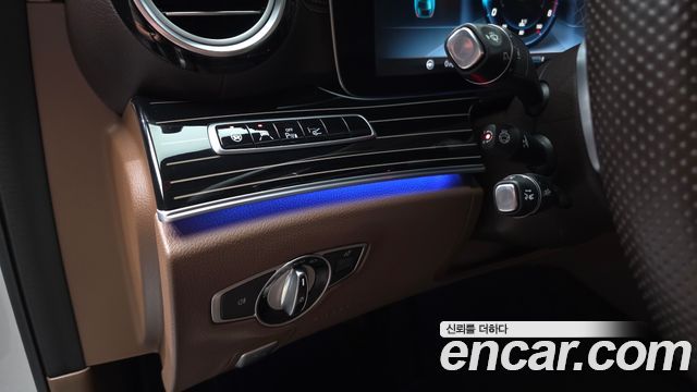 Mercedes-Benz E-Class (W213) E400 4MATIC Exclusive 2017 — фото 27