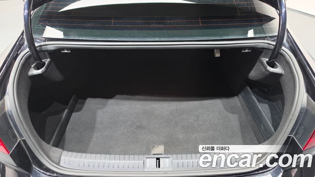 Volkswagen Passat GT (B8) 2.0 TDI Prestige 2022 — фото 20