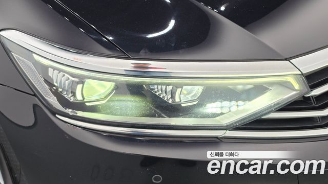 Volkswagen Passat GT (B8) 2.0 TDI Prestige 2022 — фото 22
