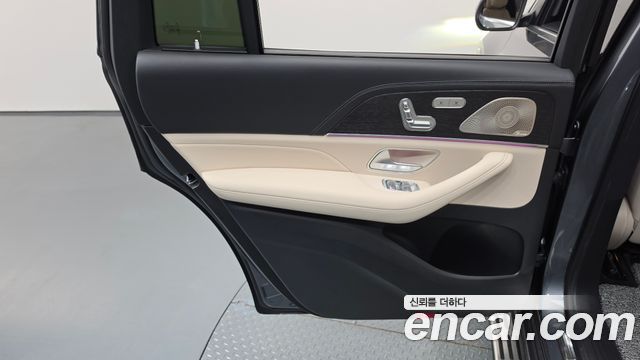 Mercedes-Benz GLS-Class (X167) GLS450 4MATIC 2025 — фото 25