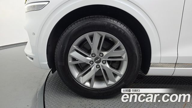 Genesis GV70 2.5T Gasoline 2WD 2023 — фото 5
