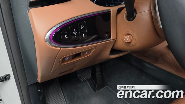 Genesis GV70 2.5T Gasoline 2WD 2023 — фото 28