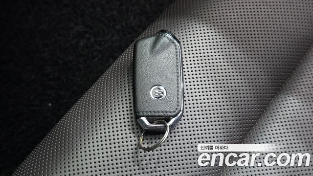Kia Stinger 3.3 Turbo 2WD GT 2018 — фото 20