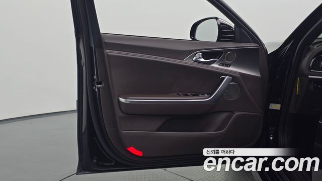 Kia Stinger 3.3 Turbo 2WD GT 2018 — фото 24