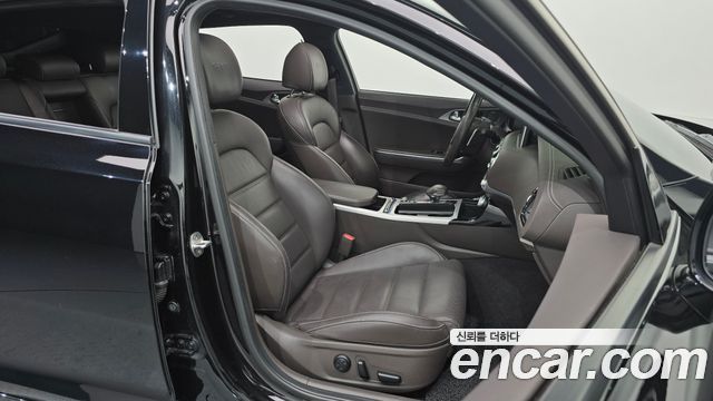 Kia Stinger 3.3 Turbo 2WD GT 2018 — фото 26