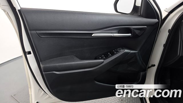 Kia Seltos Gasoline 1.6 Turbo 2WD Trendy 2023 — фото 24
