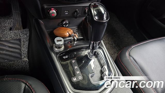 KG Mobility (SsangYong) Tivoli Air Diesel RX 2WD 2018 — фото 9