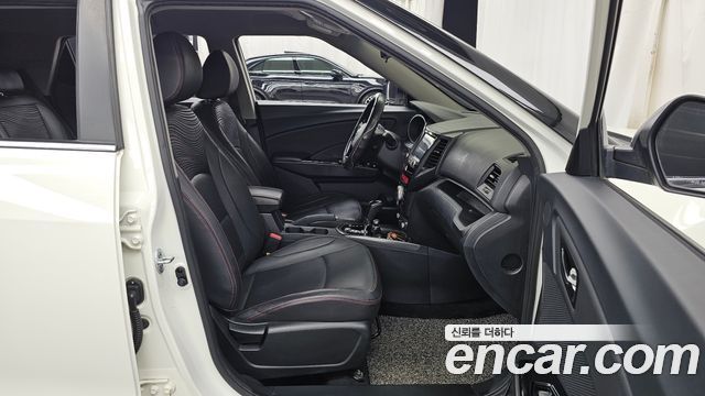 KG Mobility (SsangYong) Tivoli Air Diesel RX 2WD 2018 — фото 15