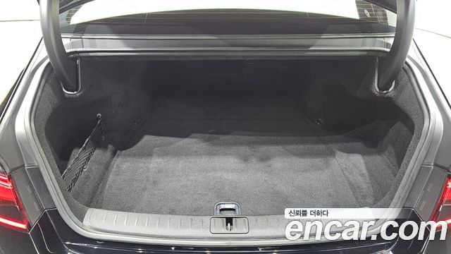 Genesis G90 (RS4) Gasoline 3.5 Turbo AWD 2022 — фото 17