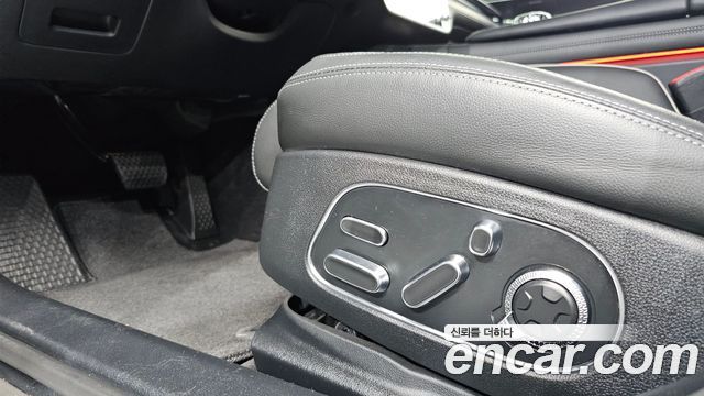 Genesis G90 (RS4) Gasoline 3.5 Turbo AWD 2022 — фото 32