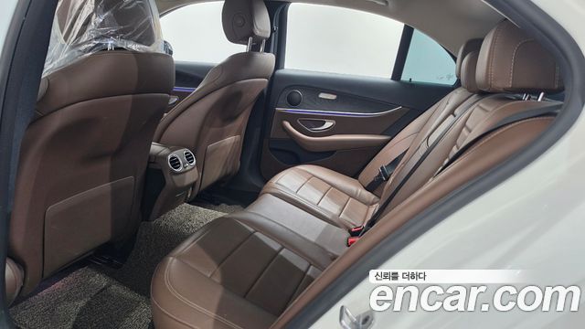 Mercedes-Benz E-Class (W213) E220d Avantgarde 2019 — фото 20