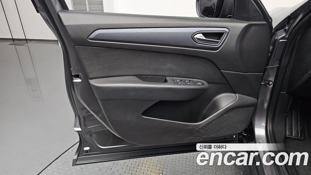 Renault Korea XM3 1.6 GTe SE 2020 — фото 24