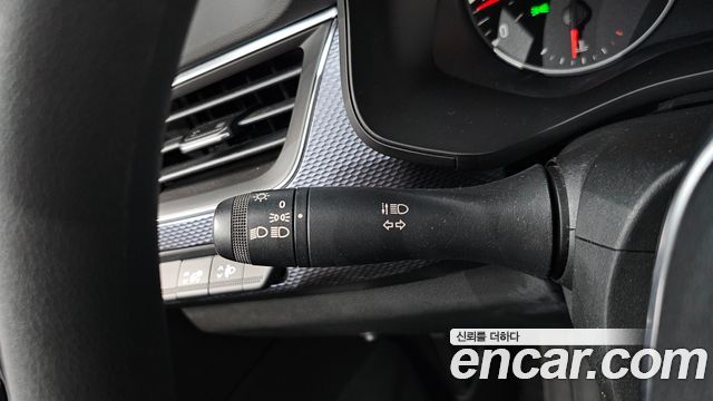 Renault Korea XM3 1.6 GTe SE 2020 — фото 27