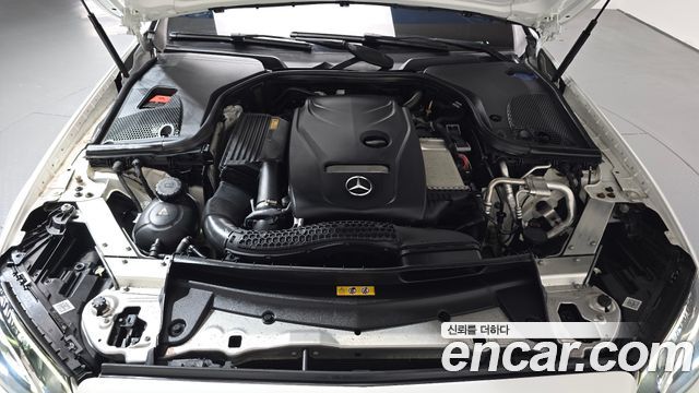 Mercedes-Benz E-Class (W213) E200 Avantgarde 2018 — фото 6