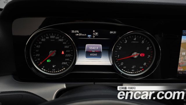 Mercedes-Benz E-Class (W213) E200 Avantgarde 2018 — фото 8