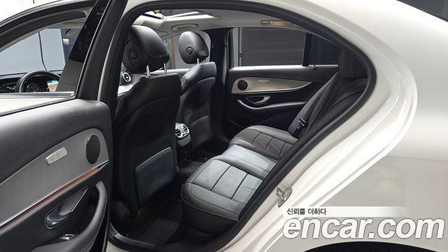 Mercedes-Benz E-Class (W213) E200 Avantgarde 2018 — фото 11