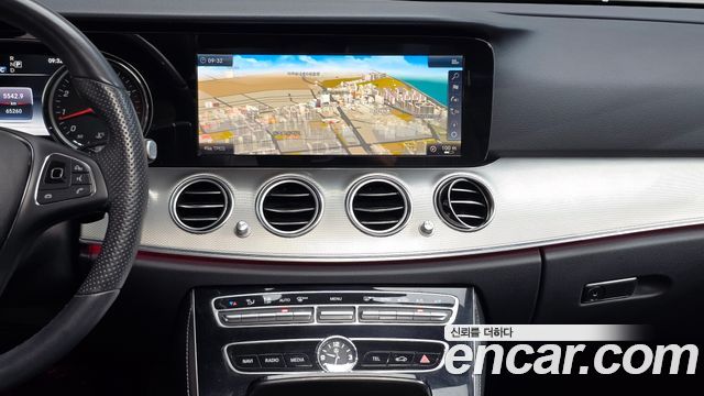 Mercedes-Benz E-Class (W213) E200 Avantgarde 2018 — фото 19