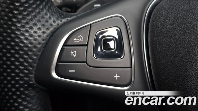 Mercedes-Benz E-Class (W213) E200 Avantgarde 2018 — фото 28