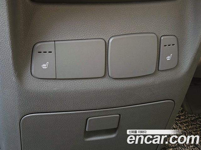 Kia Carnival 9-seater Prestige 2015 — фото 20