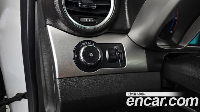 Chevrolet Orlando 2.0 Diesel LTZ Premium 2013 — фото 14