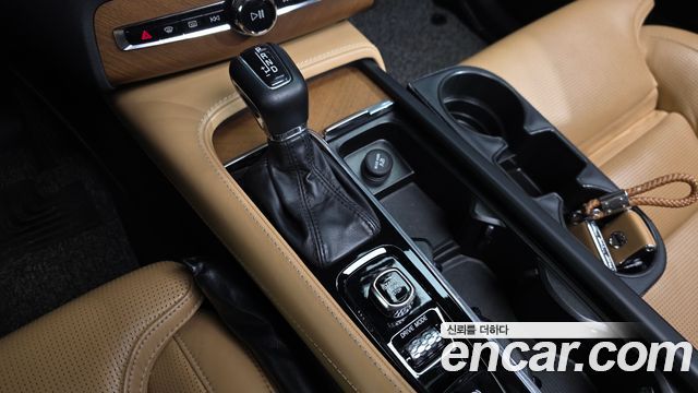 Volvo XC90 (II) T6 Inscription 2019 — фото 9