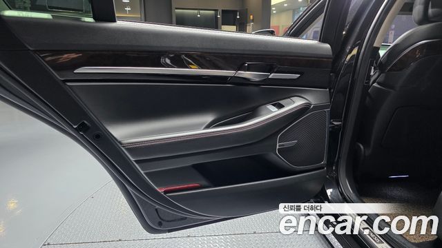 Genesis G90 3.8 AWD Premium Luxury 2019 — фото 25