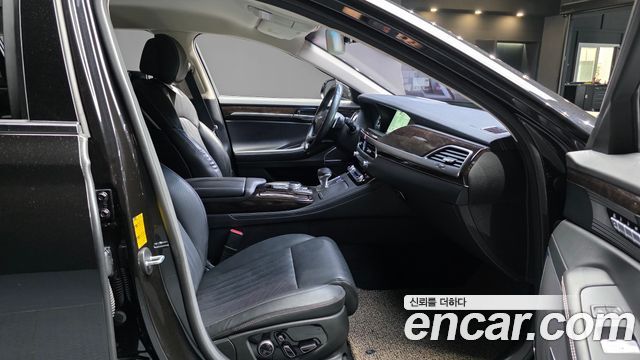 Genesis G90 3.8 AWD Premium Luxury 2019 — фото 26