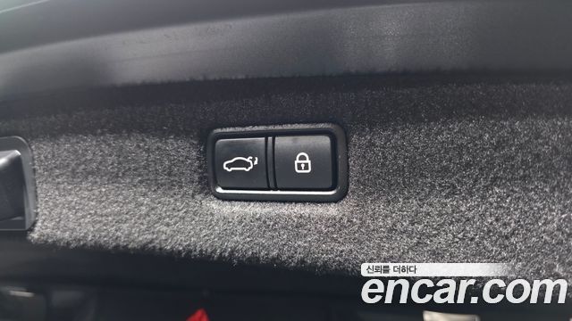Genesis G90 3.8 AWD Premium Luxury 2019 — фото 32