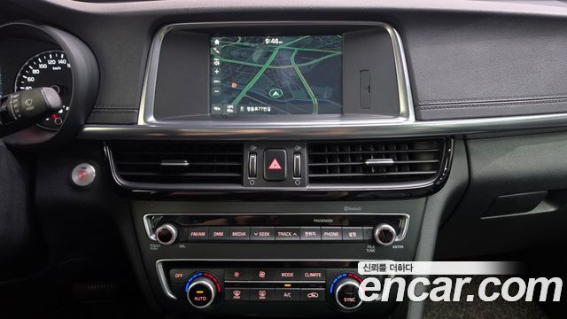 Kia K5 (II) 2.0 MX Prestige 2016 — фото 13