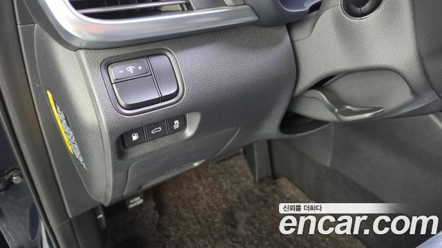 Kia K5 (II) 2.0 MX Prestige 2016 — фото 19