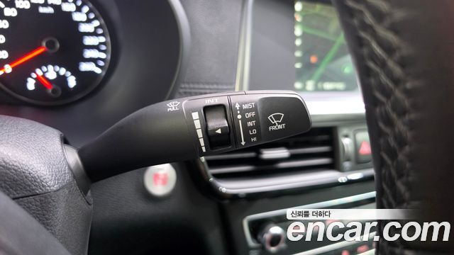 Kia K5 (II) 2.0 MX Prestige 2016 — фото 20