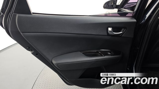 Kia K5 (II) 2.0 MX Prestige 2016 — фото 25