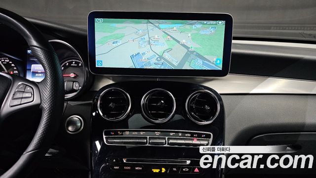 Mercedes-Benz GLC-Class (X253) GLC350e 4MATIC Premium 2019 — фото 14