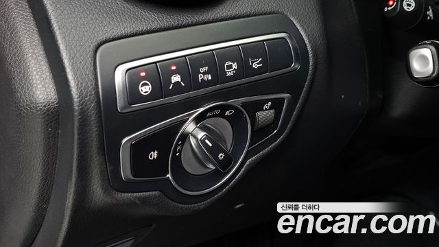 Mercedes-Benz GLC-Class (X253) GLC350e 4MATIC Premium 2019 — фото 27