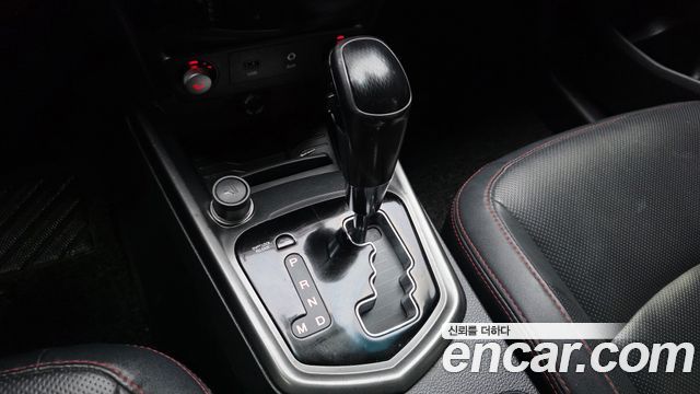 KG Mobility (SsangYong) Tivoli Air Diesel IX 2WD 2016 — фото 9