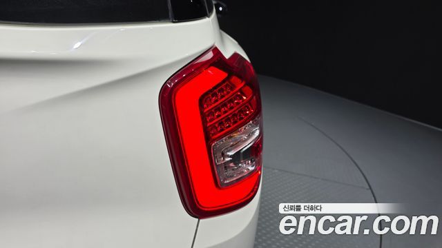 KG Mobility (SsangYong) Tivoli Air Diesel IX 2WD 2016 — фото 23