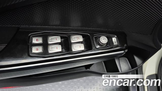 KG Mobility (SsangYong) Tivoli Air Diesel IX 2WD 2016 — фото 28